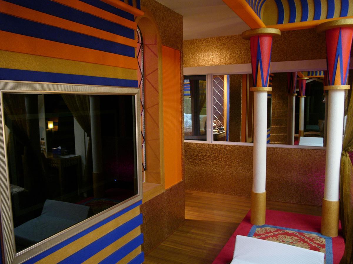 Sexy City Motel Tainan Exterior photo
